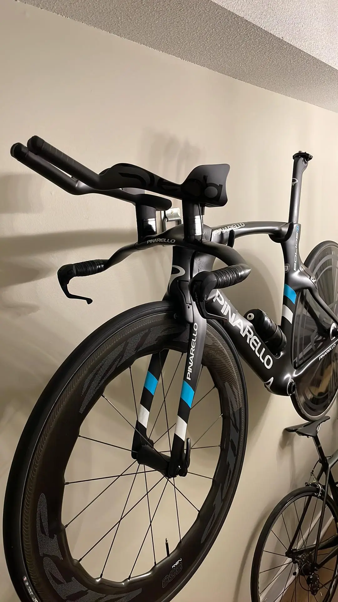 Bike with a 3d printed prototype handlebar spacer, angle 2